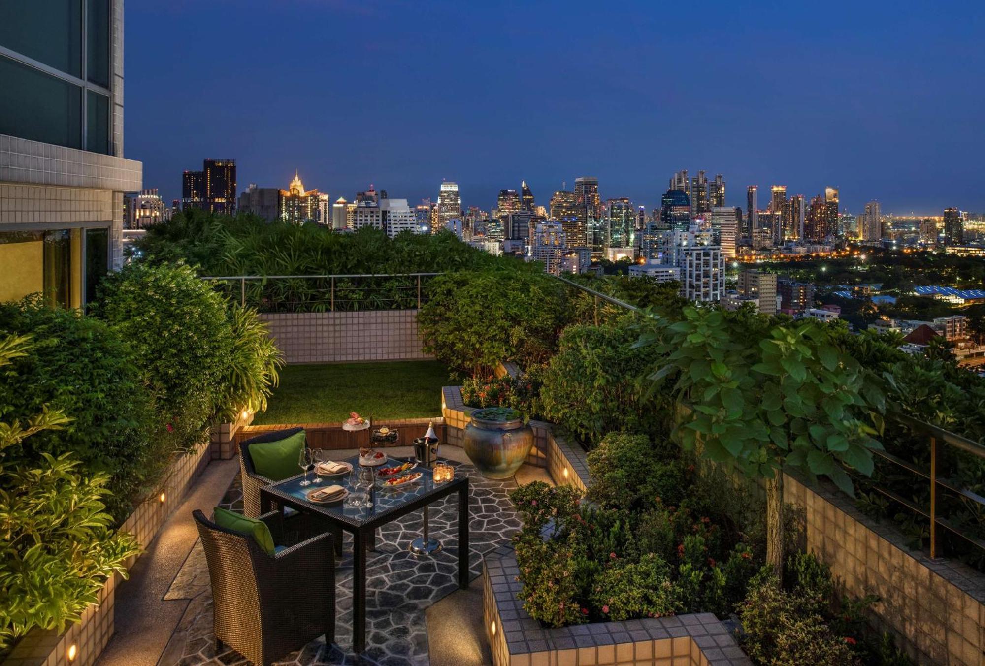 Conrad Bangkok Hotel Exterior foto